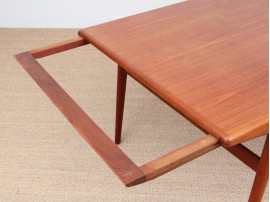 Mid-Century modern dining table in teak by Niels Møller 6/10 seats.