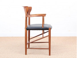 Mid-Century Modern Danish pair of armchairs in teck model 317 by Hvidt & Mølgaard Nielsen