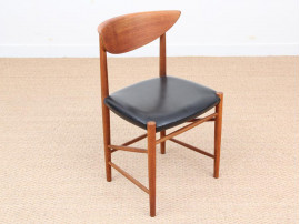 Mid-Century Modern Danish set of 6 chairs in teck model 317 by Hvidt & Mølgaard Nielsen