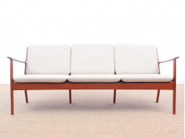 Mid-century modern sofa 3 seats by Ole Wanscher model PJ112