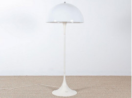 lampadaire scandinave Panthella. Edition neuve