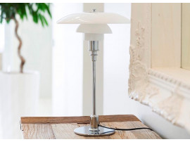 Lampe de Table scandinave PH 2/1 . Edition neuve