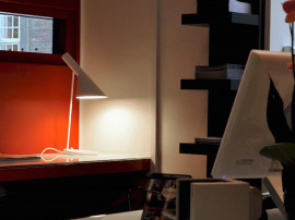 Lampe de Table scandinave modèle AJ blanc 