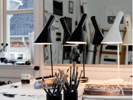 Lampe de Table scandinave modèle AJ blanc 
