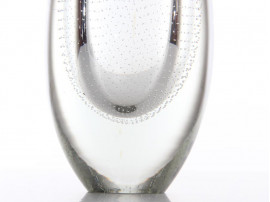Gunnel Nyman Glass Vase by Nuutajärvi in Finland. Perfect condition. Signed. 