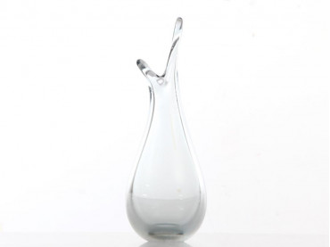 Mid century modern scandinavian vase in glass by Per Lütken