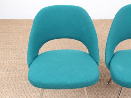 Mid-Century  modern scandinavian pair of executive chairs by Eero Saarinen for Knoll