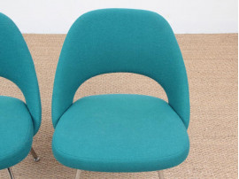 Mid-Century  modern scandinavian pair of executive chairs by Eero Saarinen for Knoll