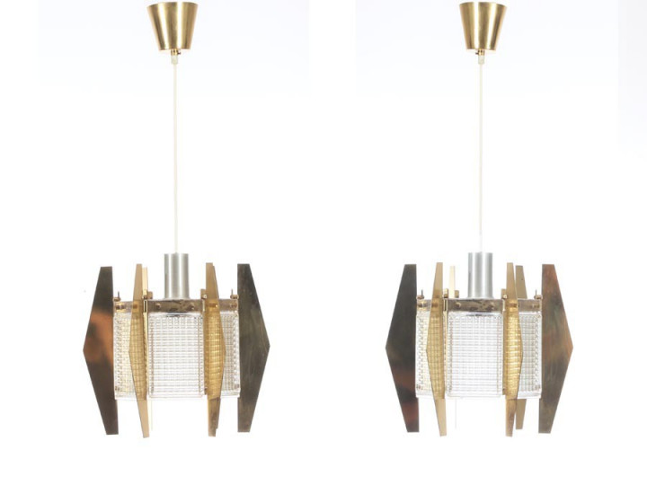 Paire de suspensions scandinaves en verre et laiton