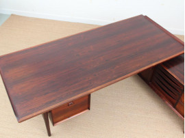 Mid-Century  modern scandinavian large desk in Rio rosewood by Arne Vodder for Sibast Furniture