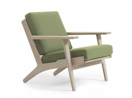 Jeu de coussins, assise et dossier, pour fauteuil Getama GE 290 de Hans Wegner. 