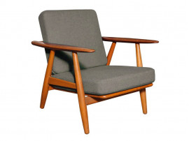 Jeu de coussins, assise et dossier, pour fauteuil "Cigar" Getama GE 240 de Hans Wegner. 