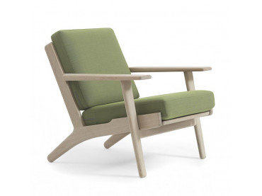 Mid century modern armchair model GE 290 by Hans Wegner for Getama. New release.