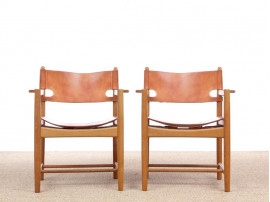 Paire de fauteuils scandinaves  Modèle modèle 3238