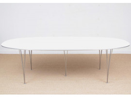 Table scandinave Super-ellipse B614 à 5 pieds de Piet Hein et Bruno Mathsson pour Fritz Hansen. 8/10 pers. 