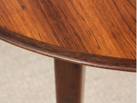 Mid-Century modern scandinavian round dining table in Rio rosewood 6/10 seats