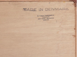 Mid-Century modern scandinavian side bord in teak by H.P. Hansen