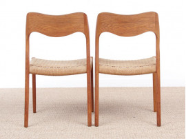 Mid-Century Modern danish pair of chairs in oak model 71 by Niels O. Møller