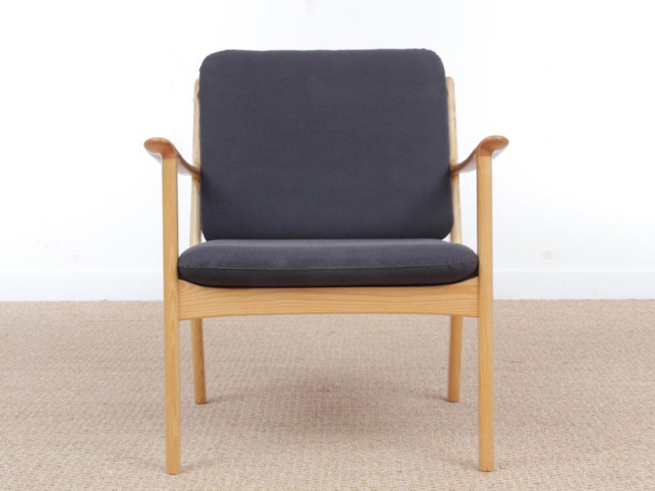 Mid-Century Modern Danish  lounge chair in mapple model PJ 112 by Ole Wanscher