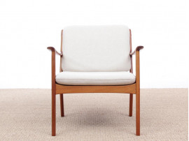 Mid-Century Modern Danish  lounge chair in mahogany model PJ 112 by Ole Wanscher