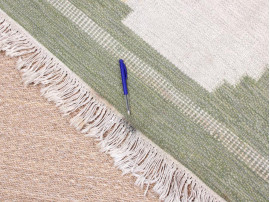 Swedish Rolakan carpet hand woven wool. 300 x 200 cm. 