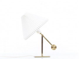 Lampe scandinave murale ou de table en laiton