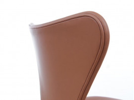 Mid-Century  modern scandinavian leather desk chair Model 3117 by Arne Jacobsen for Fritz Hansen