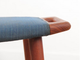 Mid-Century  modern scandinavian "papa bear" stool AP-29 by Hans Wegner for AP Stolen. 