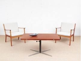 Mid-Century  modern ajustable coffe/dining table in teak by Wilhelm Renz