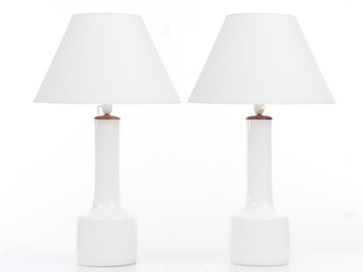 Mid century modern scandinavian pair of opal glass  lamp