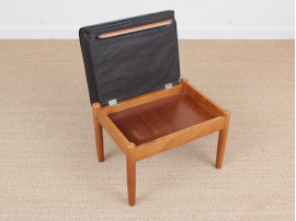 Mid-Century  modern scandinavian stool in teak an leather