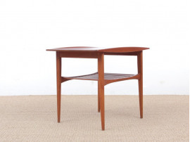 Table d'appoint scandinave en teck massif modèle FD 510