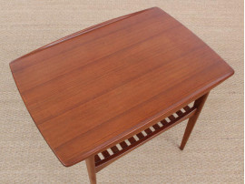 Mid-Century  modern side table in teak by Tove and Edvard Kindt-Larsen model FD 510