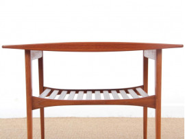 Mid-Century  modern side table in teak by Tove and Edvard Kindt-Larsen model FD 510