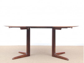 Mid-Century  modern scandinavian round dining table in Rio rosewood 6/10 seat