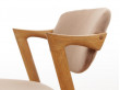Suite de 8 chaises scandinaves en chêne, modèle 42