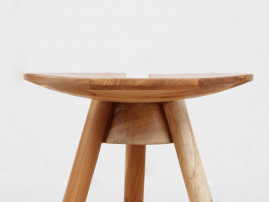 Tabouret scandinave tripode en teck.