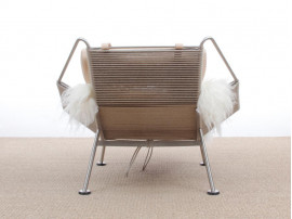 Lounge chair Flag Halyard PP 225 by Hans Wegner new edition