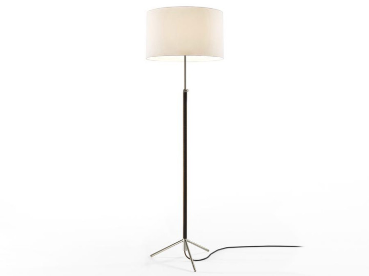 Mid-Century  modern scandinavian chromed floor lamp Pie de Salón by Jaume Sans. New edition