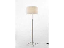 Mid-Century  modern scandinavian chromed floor lamp Pie de Salón by Jaume Sans. New edition