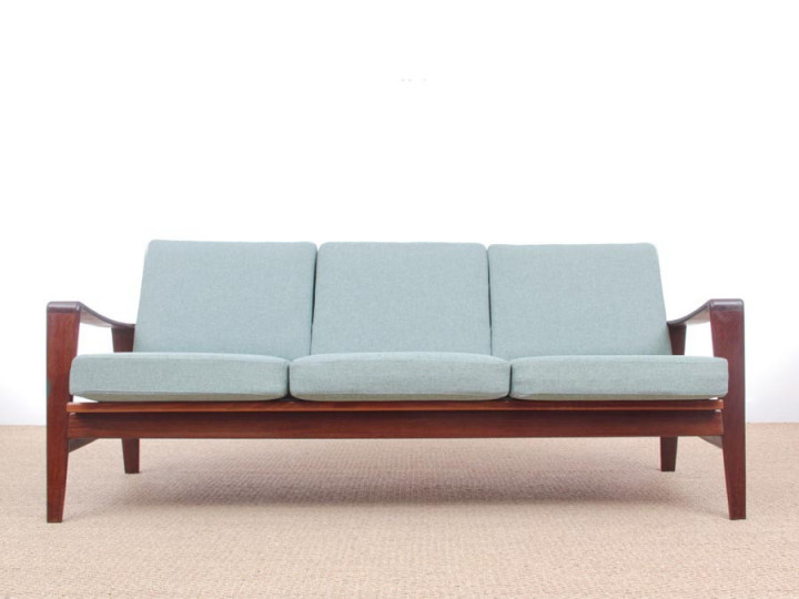 Mid-Century  modern scandinavian 3 seats sofa model 35 by  Arne Wahl Iversen.