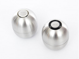 Set of 2 salt and pepper Super Egg grinders by Piet Hein. New edition.