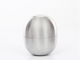 Super Egg salt grinder by Piet Hein. New edition.