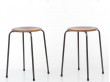 Paire de tabourets scandinaves en teck. 