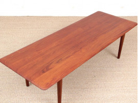 Table basse scandinave en teck massif model fd 516 