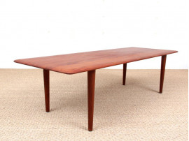 Mid-Century Modern scandinavian coffee table in teak  by Hvidt & Mølgaard Nielsen for France and Søn. 