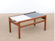 Table basse scandinave bicolore. 