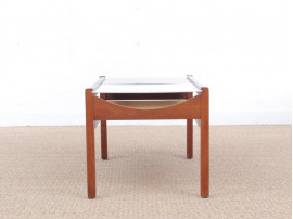 Table basse scandinave bicolore. 