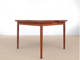 Mid-Century modern scandinavian square dining table. 4/6 seats.