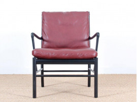 Fauteuil scandinave modèle Colonial OW 149 en chêne laqué noir ou naturel. Nouvelle édition. 